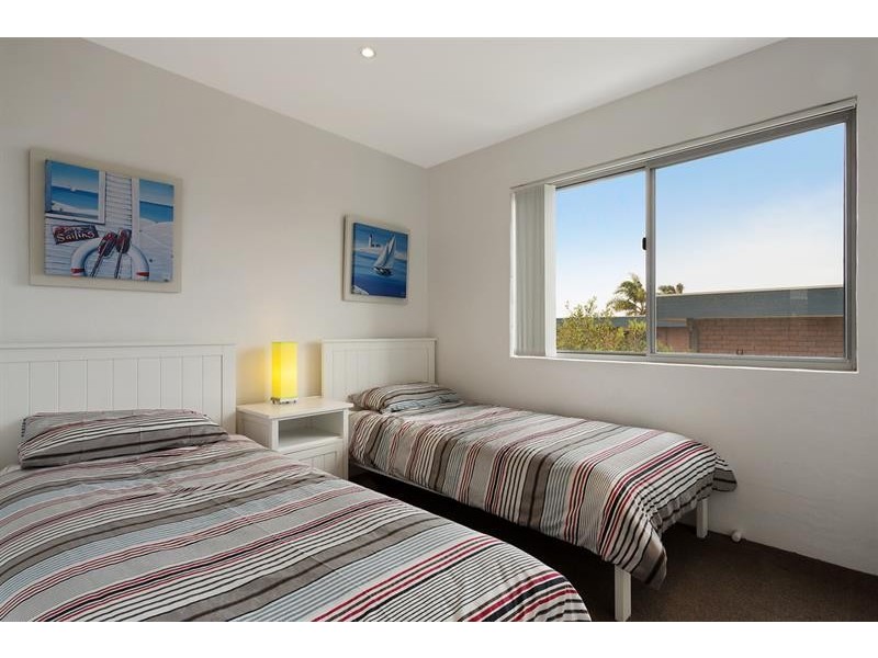 1/2 Marine Pde, Merimbula NSW 2548