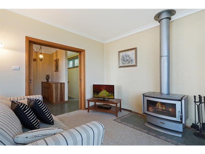 17 Imlay St, Merimbula NSW 2548