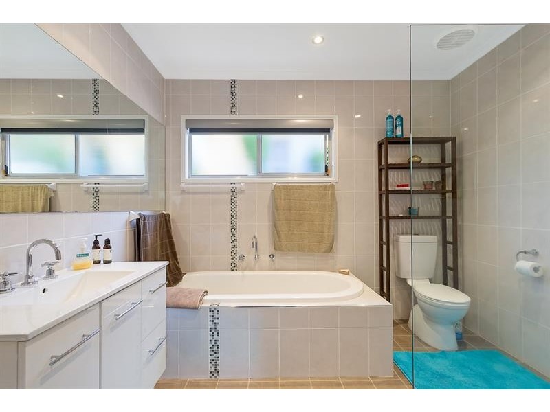 46 Sapphire Cres, Merimbula NSW 2548