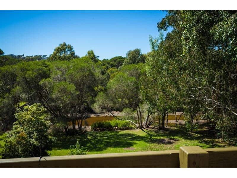 16 Garden Cir, Merimbula NSW 2548