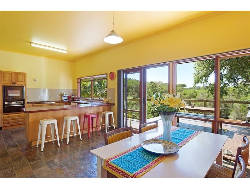 16 Garden Cir, Merimbula NSW 2548