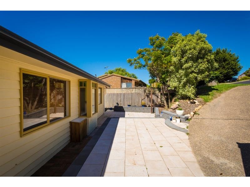 16 Garden Cir, Merimbula NSW 2548