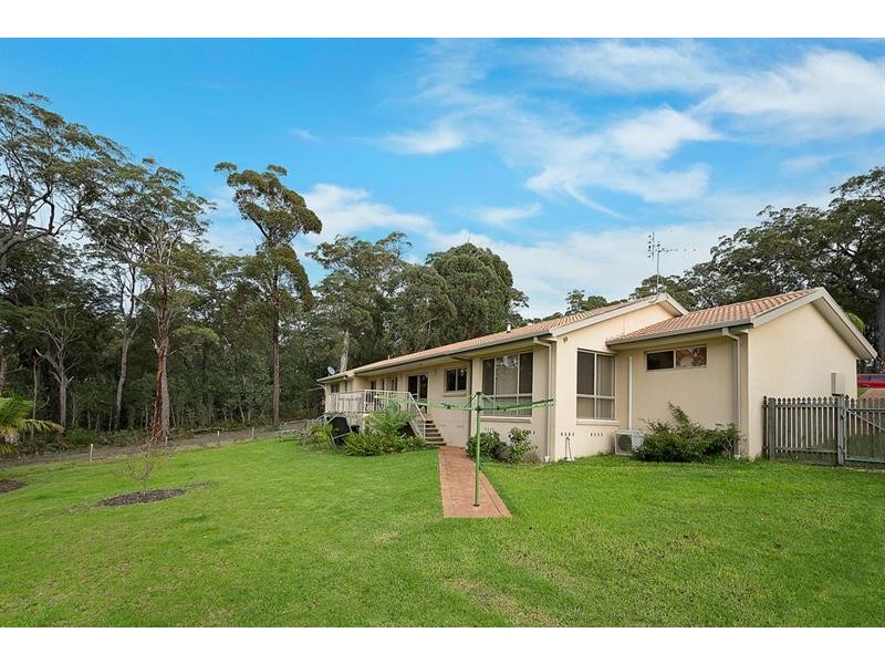 12 Wallaby Way, Tura Beach NSW 2548