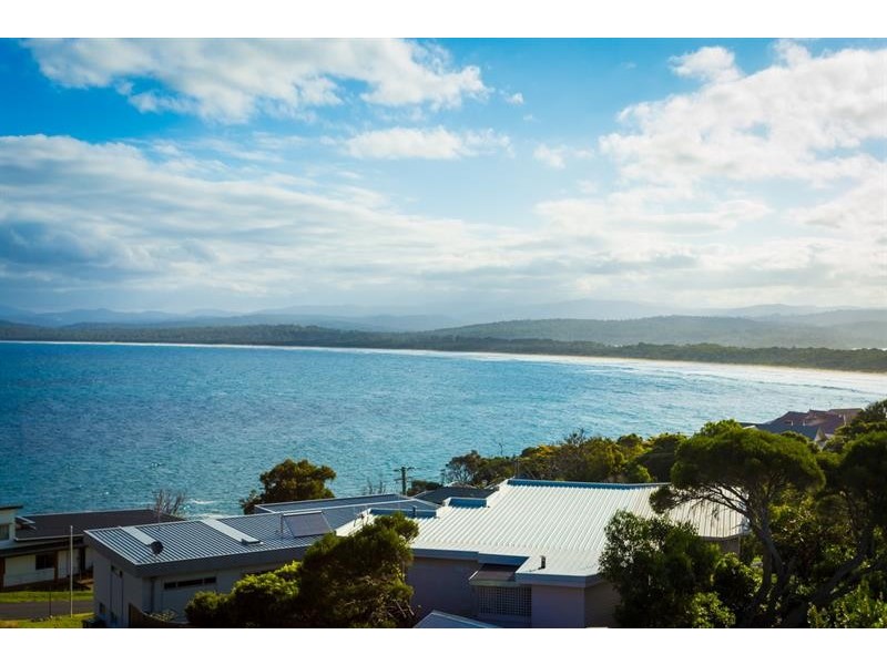14a Cliff St, Merimbula NSW 2548
