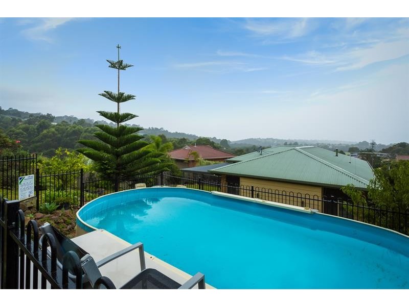 43 Yarrawood Ave, Merimbula NSW 2548