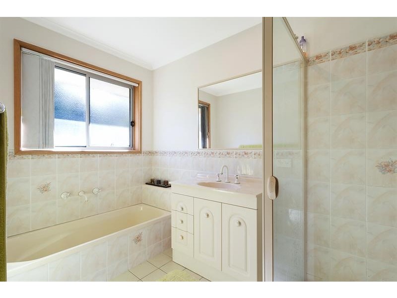 7 Garden Cir, Merimbula NSW 2548