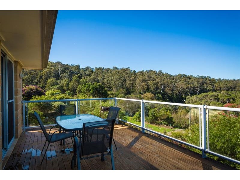7 Garden Cir, Merimbula NSW 2548