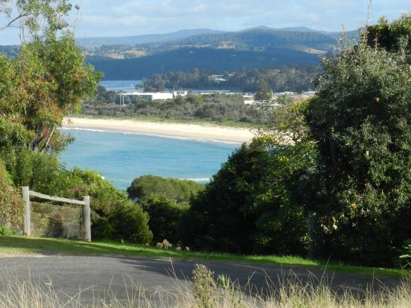 7 Queen St, Merimbula NSW 2548