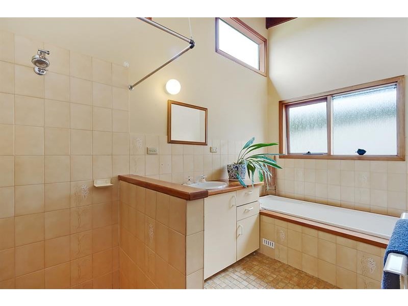 14 Beverley St, Merimbula NSW 2548