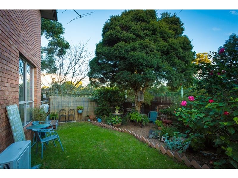 4/5 Yarrawood Ave, Merimbula NSW 2548