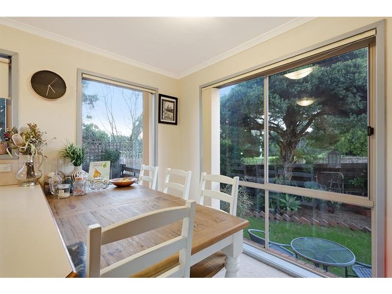 4/5 Yarrawood Ave, Merimbula NSW 2548