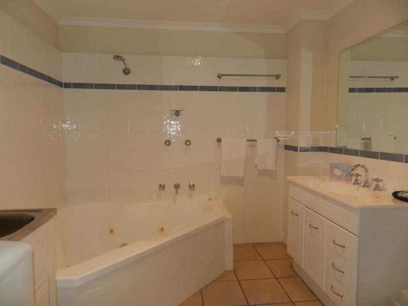 2/62 Fishpen Rd, Merimbula NSW 2548