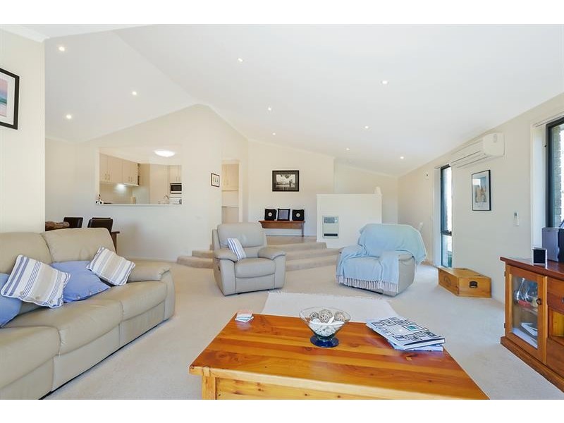 8/59A Ocean Dr, Merimbula NSW 2548