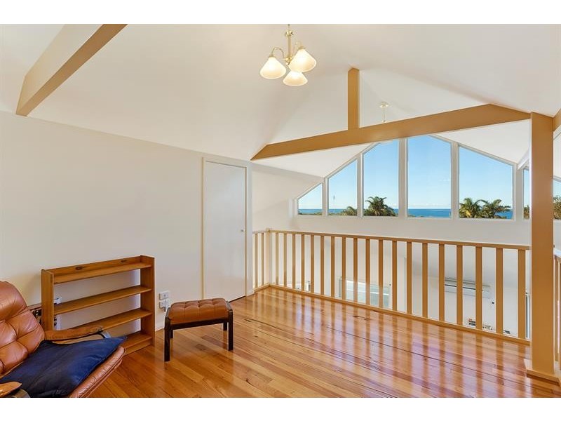 7A Surf Cir, Tura Beach NSW 2548