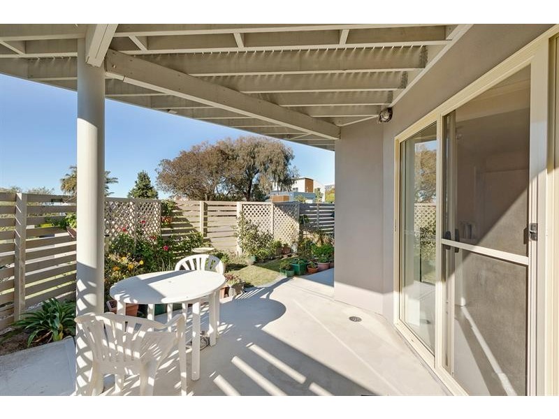 7A Surf Cir, Tura Beach NSW 2548