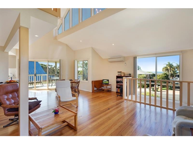7A Surf Cir, Tura Beach NSW 2548