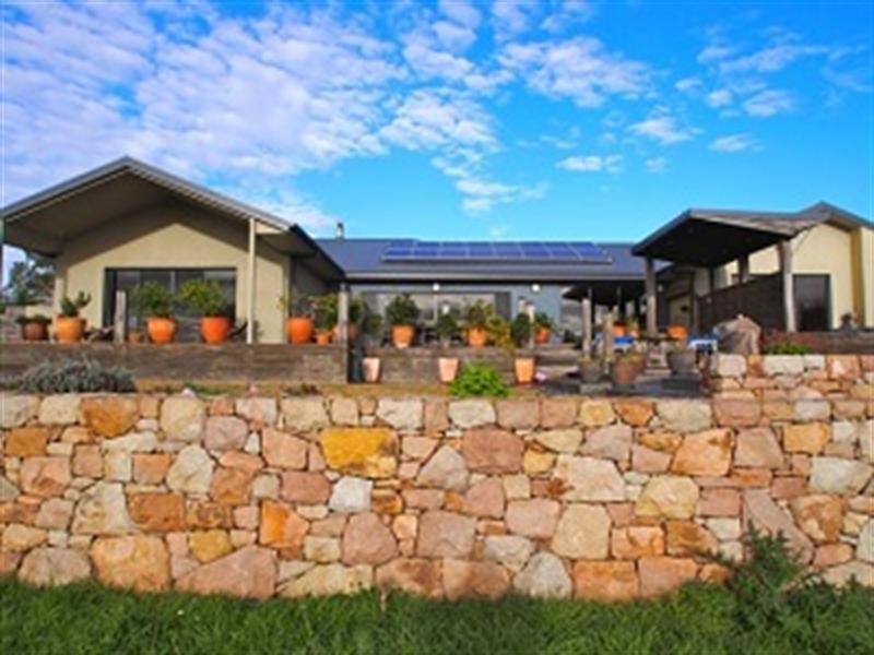 980 Back Creek Rd, Lochiel NSW 2549