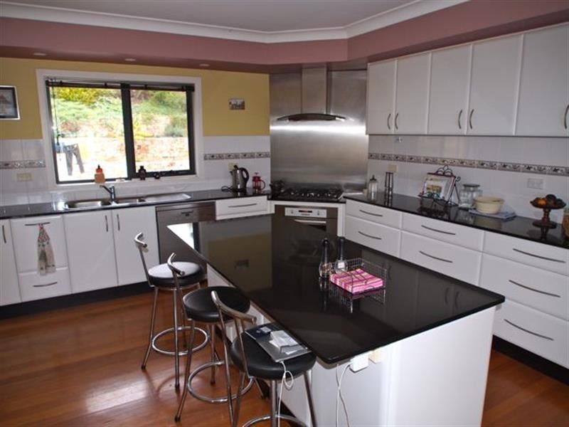 980 Back Creek Rd, Lochiel NSW 2549