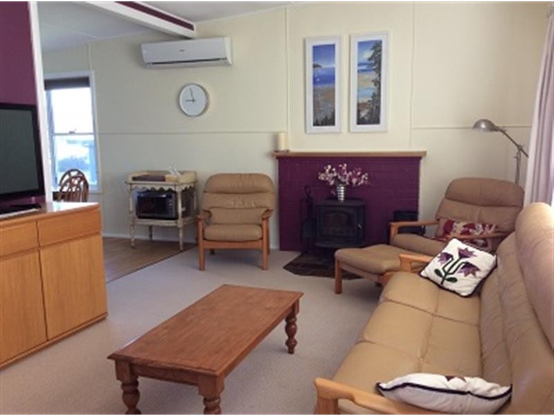 5 Apoona St, Merimbula NSW 2548