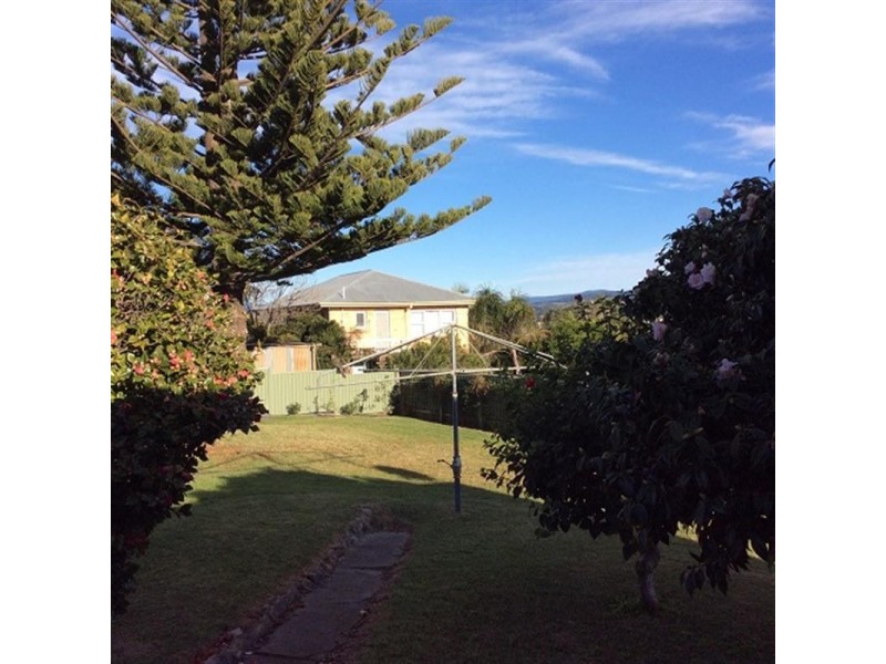 5 Apoona St, Merimbula NSW 2548