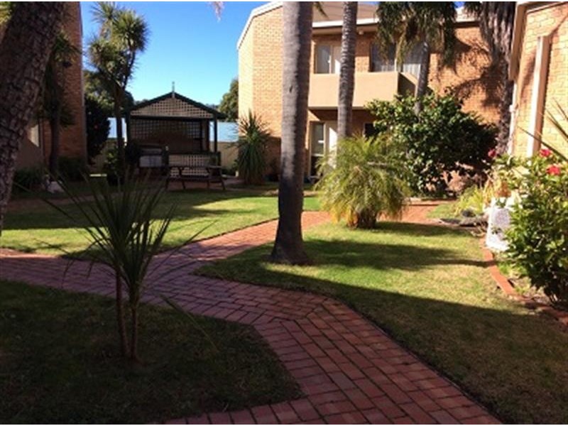 7/4 Cameron  Street, Merimbula NSW 2548