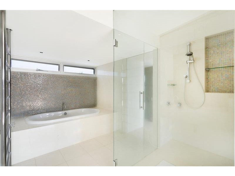 11 The Point -, Tura Beach NSW 2548