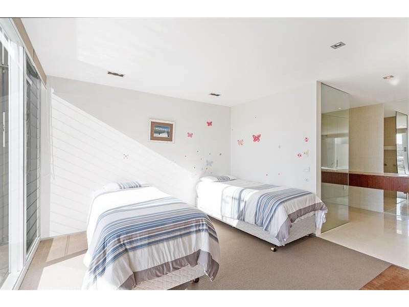 11 The Point -, Tura Beach NSW 2548