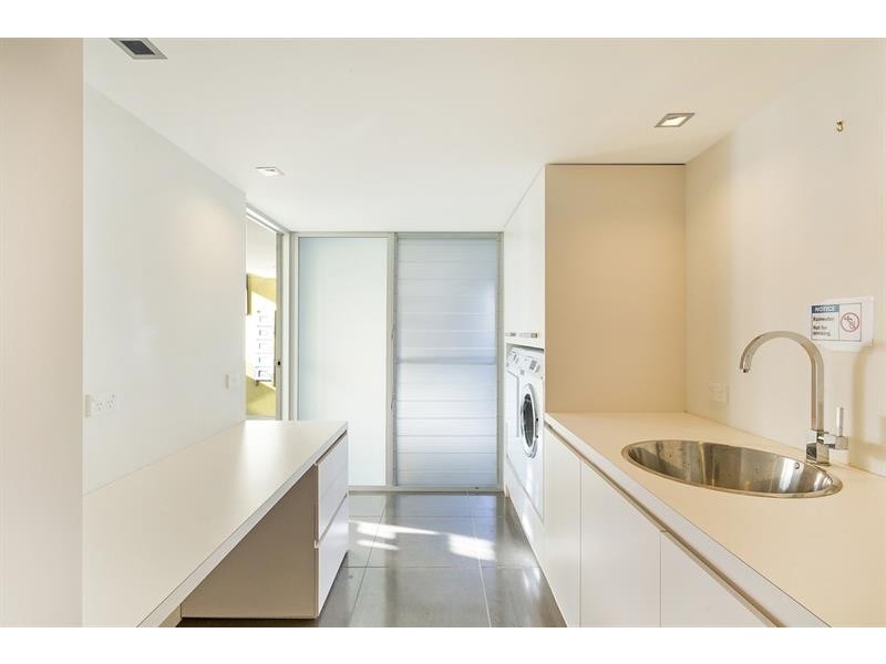 11 The Point -, Tura Beach NSW 2548