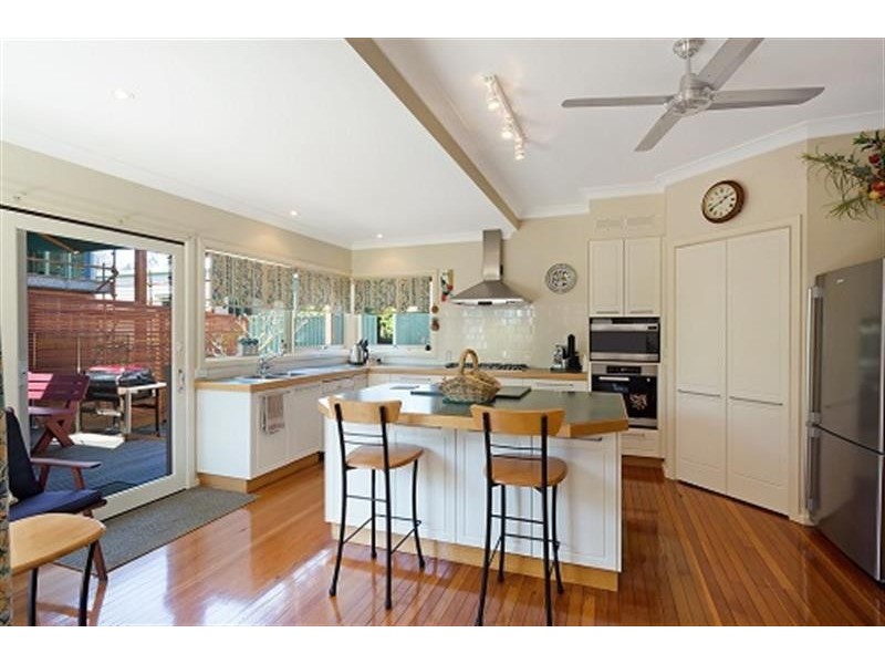 8 Hill  St, Merimbula NSW 2548