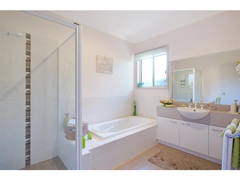 4 Mulloway Cct, Merimbula NSW 2548