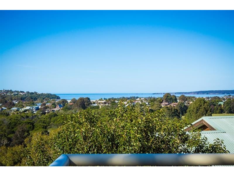 72 Berrambool  Dr, Merimbula NSW 2548
