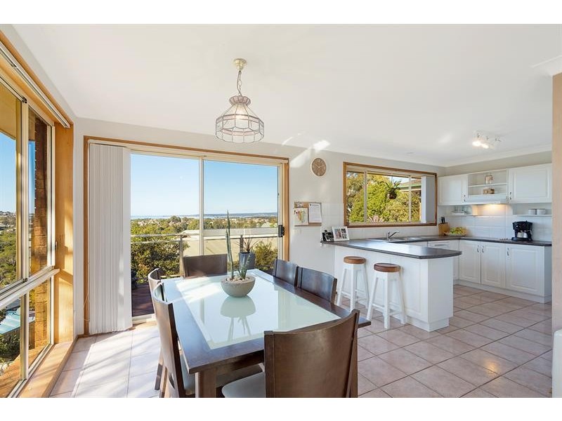 72 Berrambool  Dr, Merimbula NSW 2548