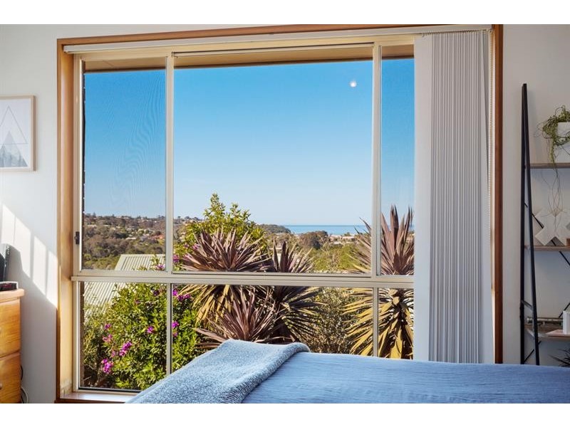 72 Berrambool  Dr, Merimbula NSW 2548