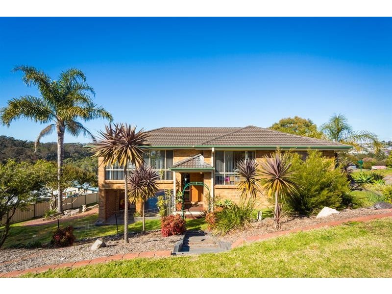 72 Berrambool  Dr, Merimbula NSW 2548