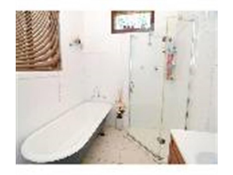 37 Finders  St, Eden NSW 2551