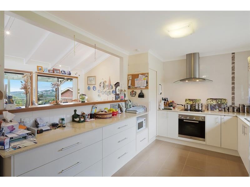 4 Waratah Ct, Tura Beach NSW 2548