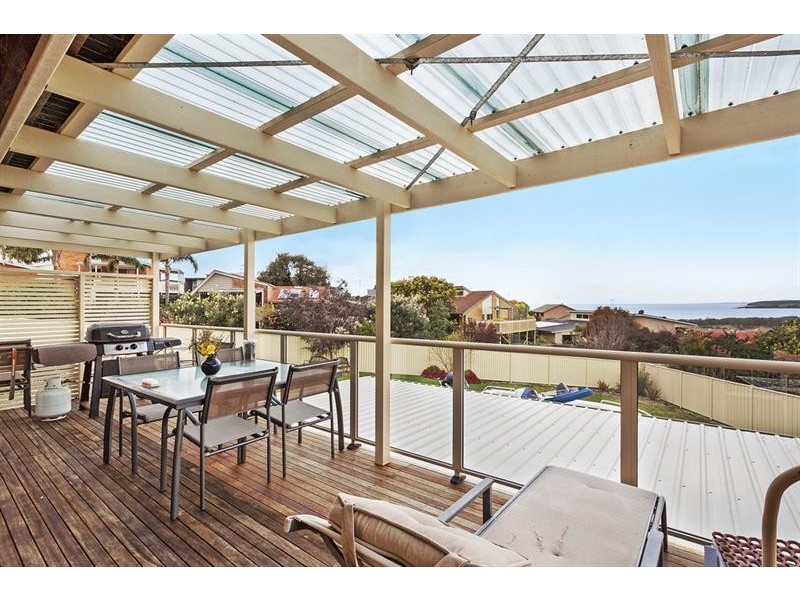4 Waratah Ct, Tura Beach NSW 2548