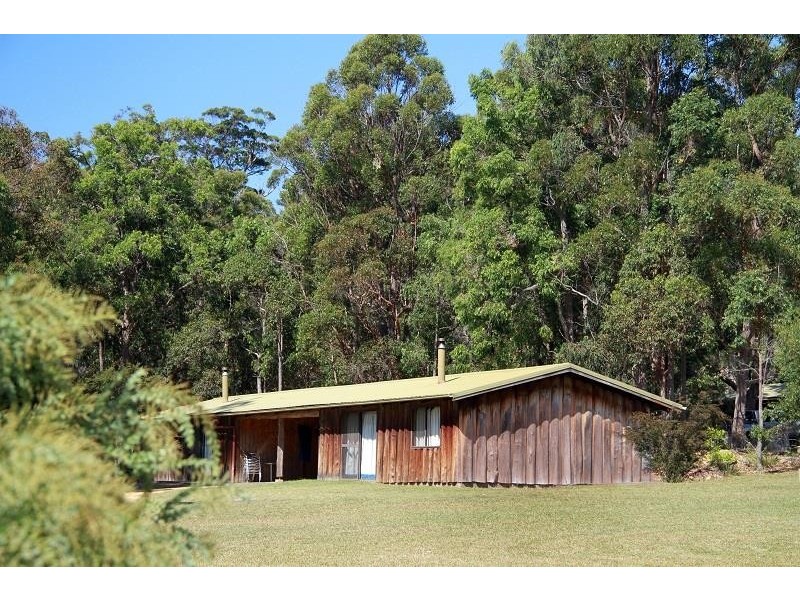 13 & 14/111 Widgeram Rd, Bournda NSW 2550
