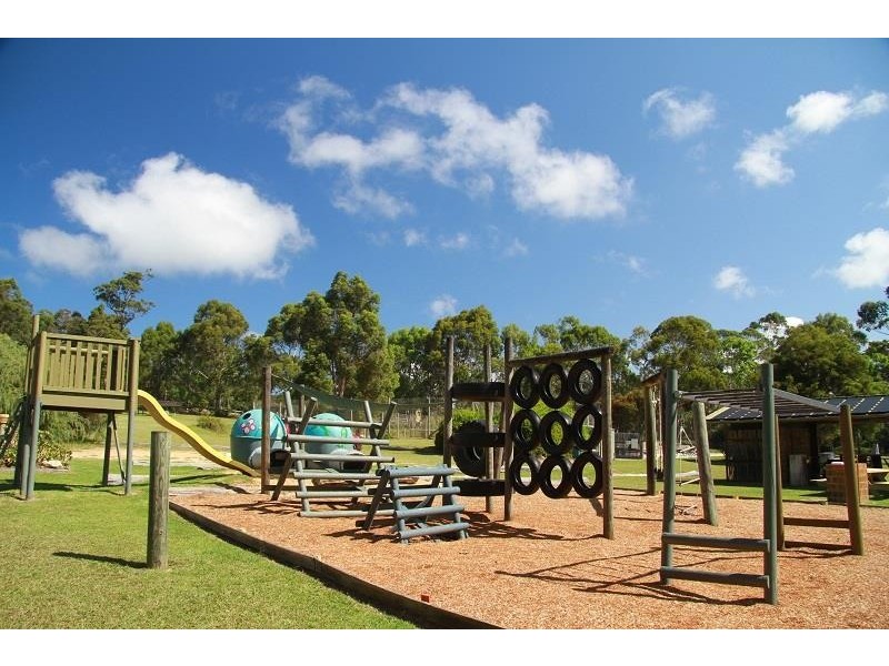 13 & 14/111 Widgeram Rd, Bournda NSW 2550