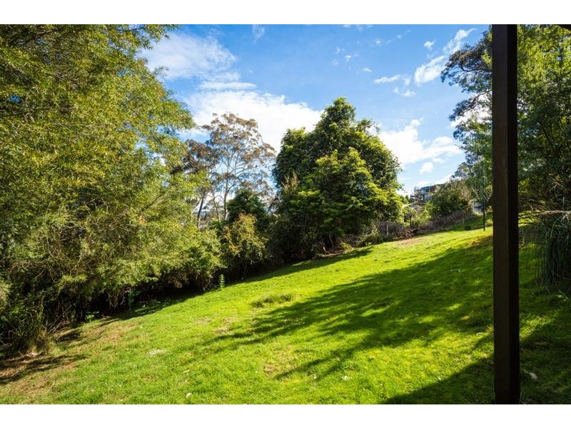 16 John Penn Ave, Merimbula NSW 2548