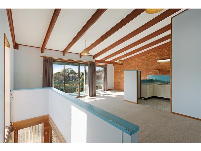 1/1 Surf Cir, Tura Beach NSW 2548