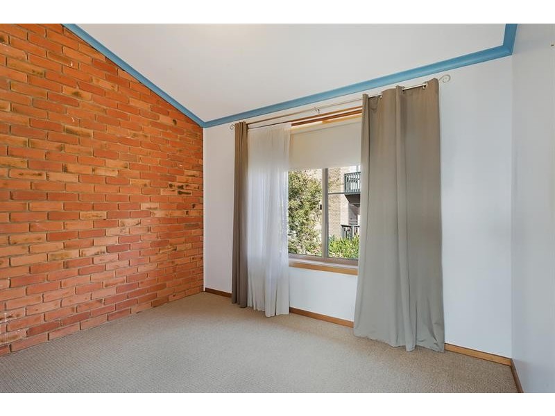 1/1 Surf Cir, Tura Beach NSW 2548
