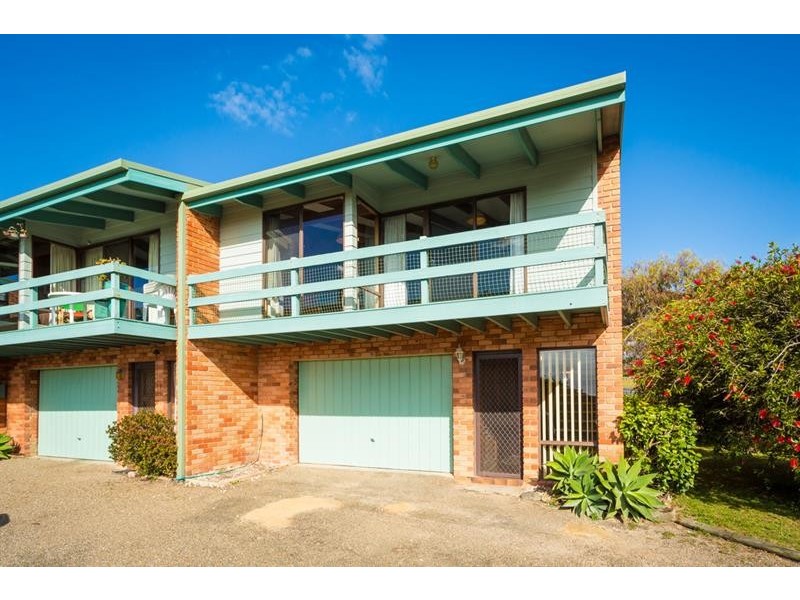 1/1 Surf Cir, Tura Beach NSW 2548