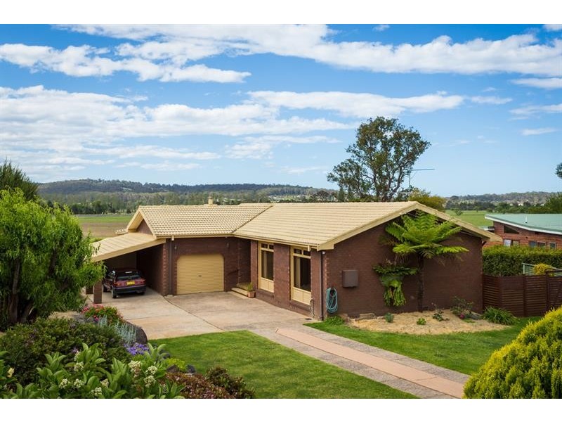 13 Furner St, South Pambula NSW 2549