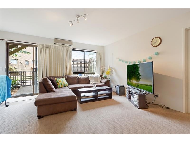 1/6 Hollis Ct, Merimbula NSW 2548