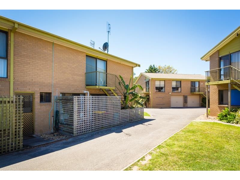 1/6 Hollis Ct, Merimbula NSW 2548