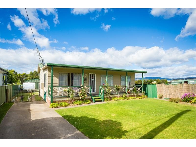 7 Martin St, Pambula NSW 2549