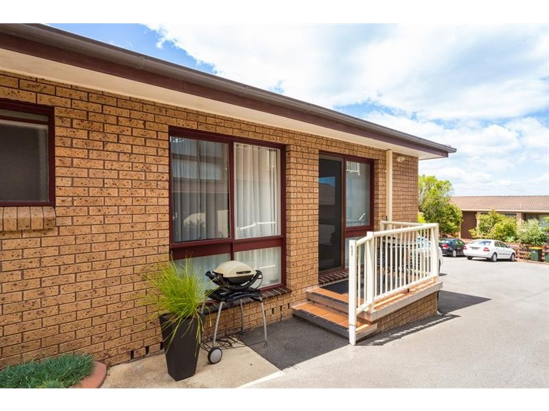 1/32-34 Main  St, Merimbula NSW 2548