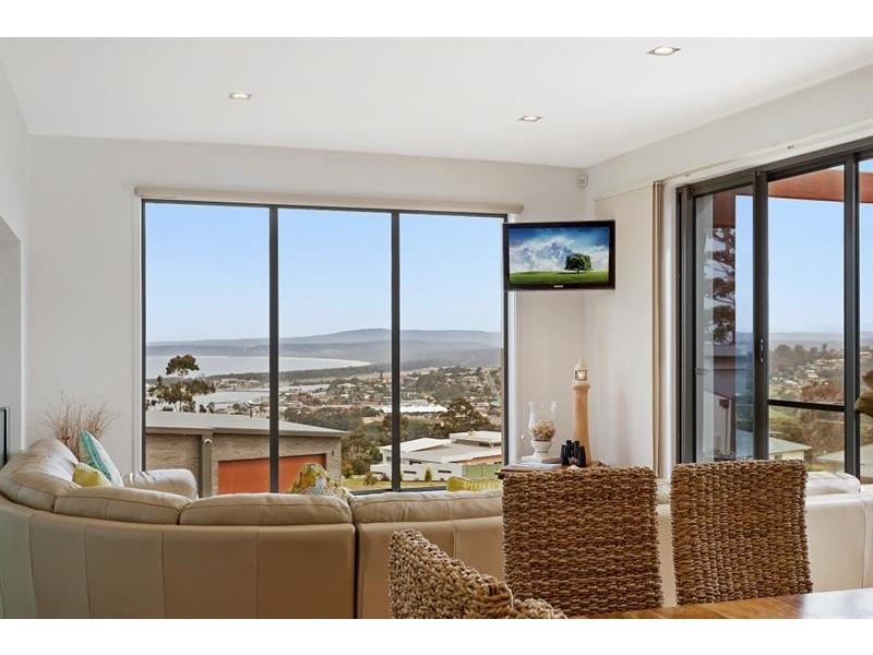 4 Jabiru Ct, Mirador NSW 2548