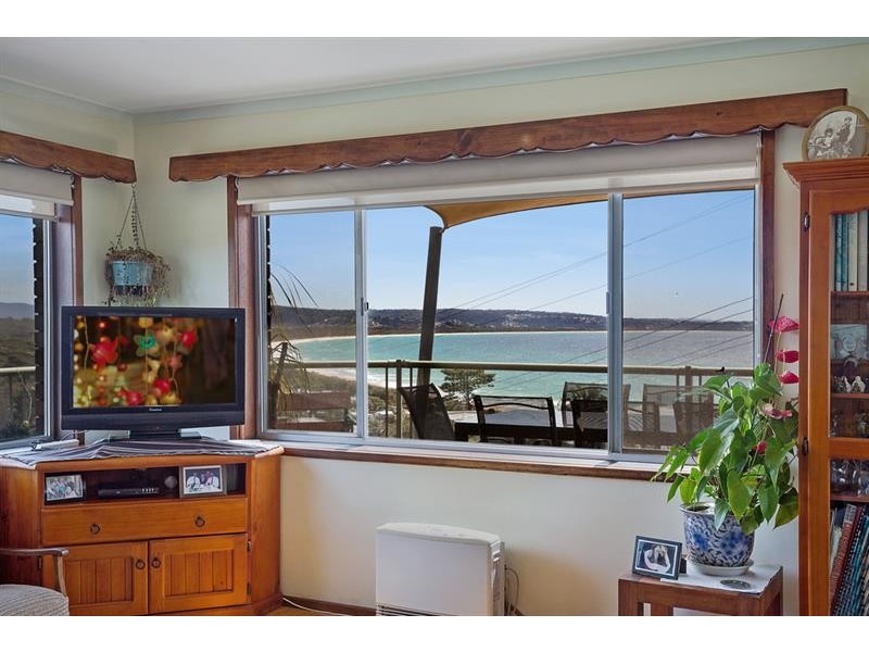 2 Booroo St, Pambula Beach NSW 2549